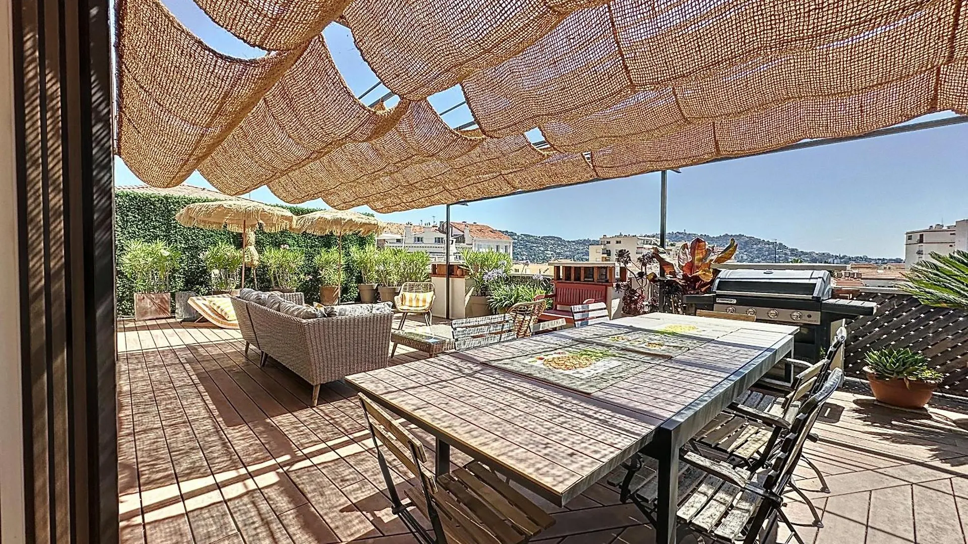 Apartment Intuition Rooftop Vaste Terrasse Cannes France